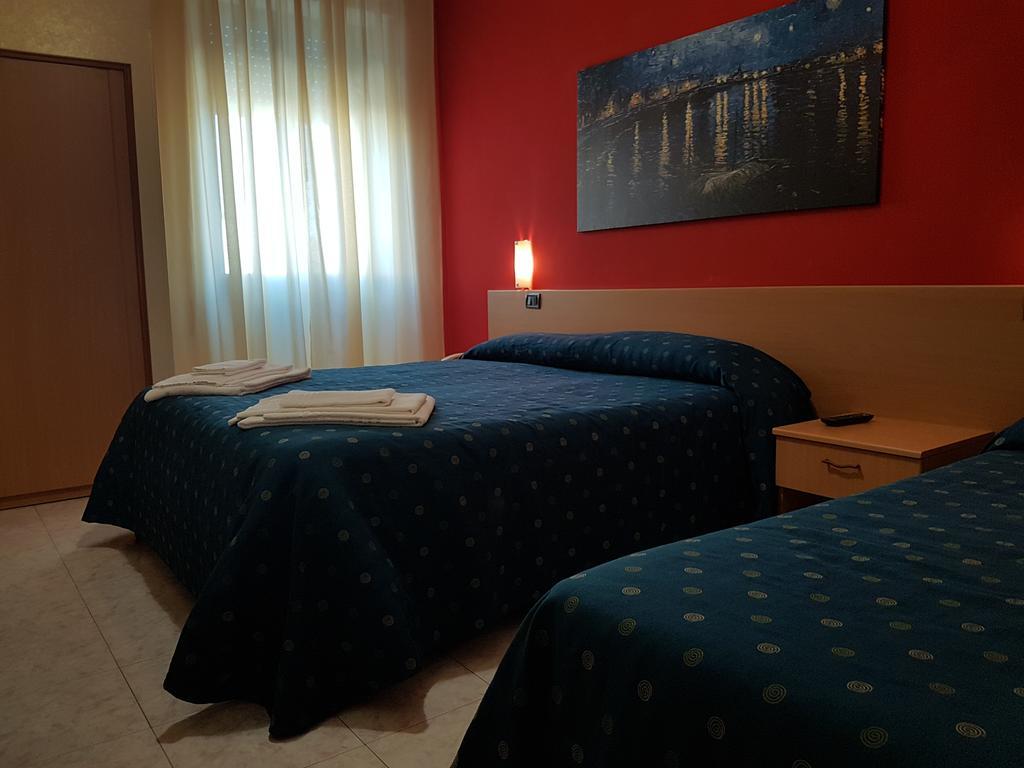 Hotel Il Riccio Порто-Чезарео Экстерьер фото