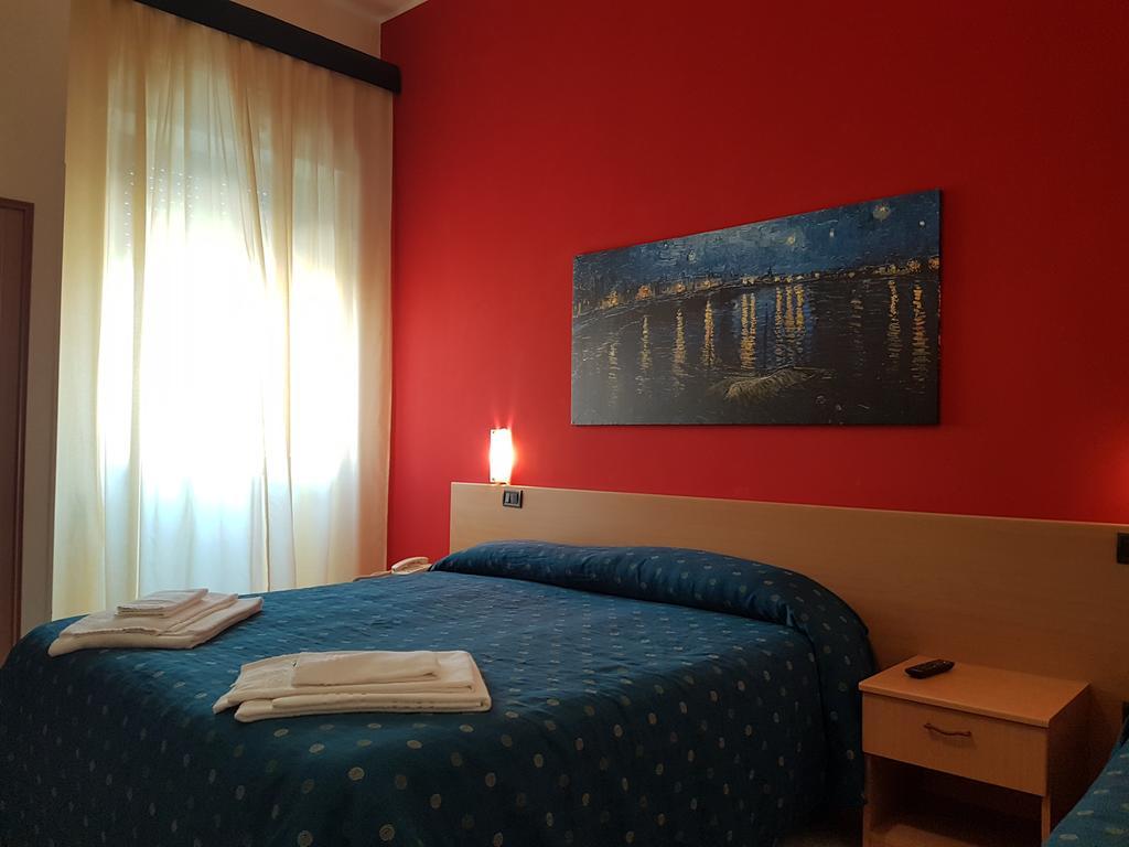 Hotel Il Riccio Порто-Чезарео Экстерьер фото
