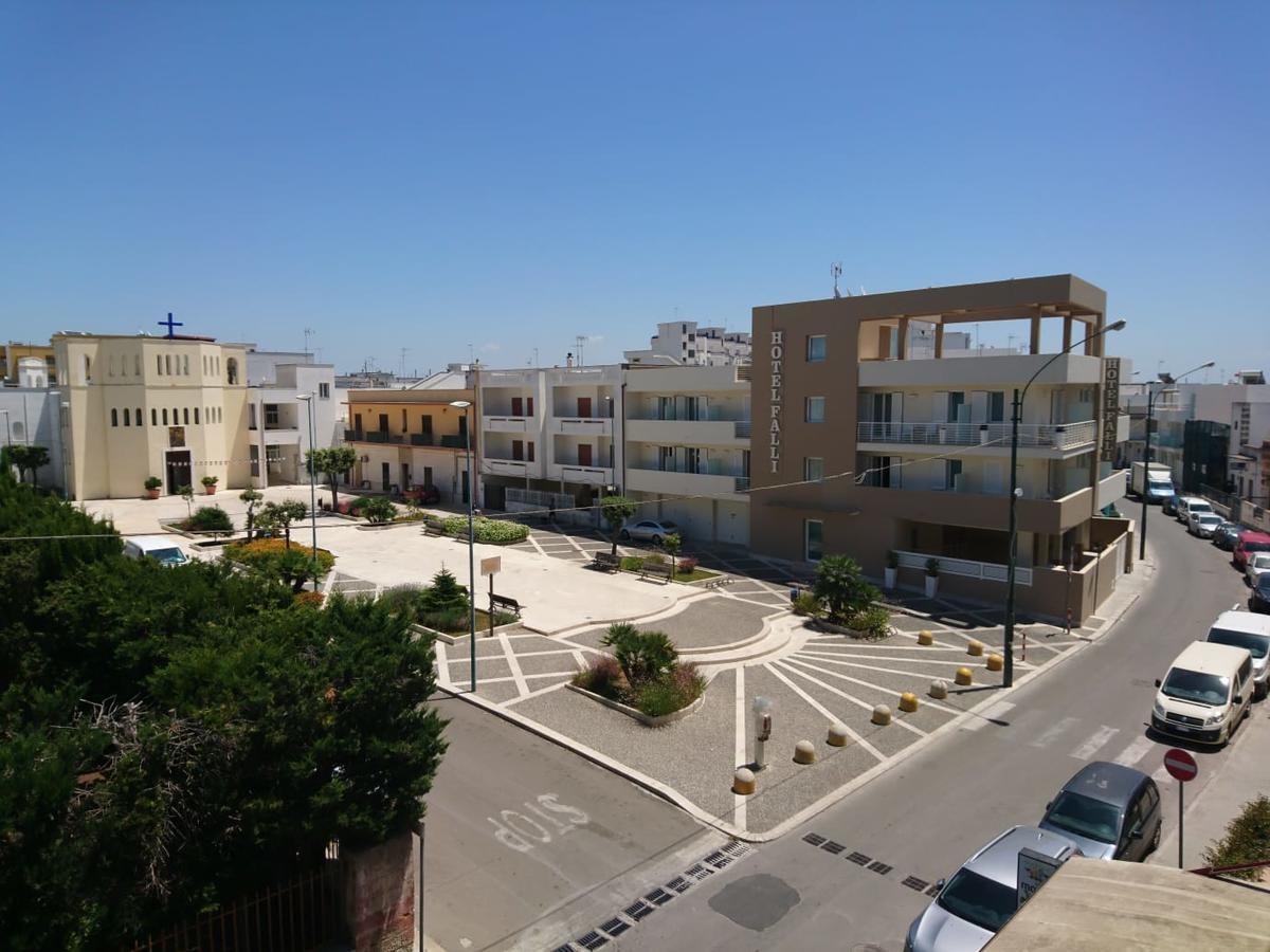 Hotel Il Riccio Порто-Чезарео Экстерьер фото
