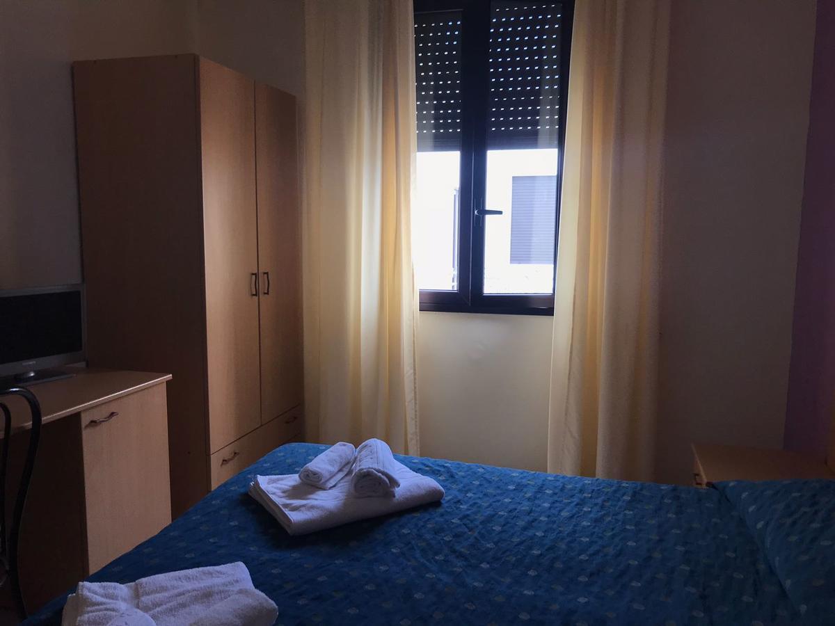 Hotel Il Riccio Порто-Чезарео Экстерьер фото
